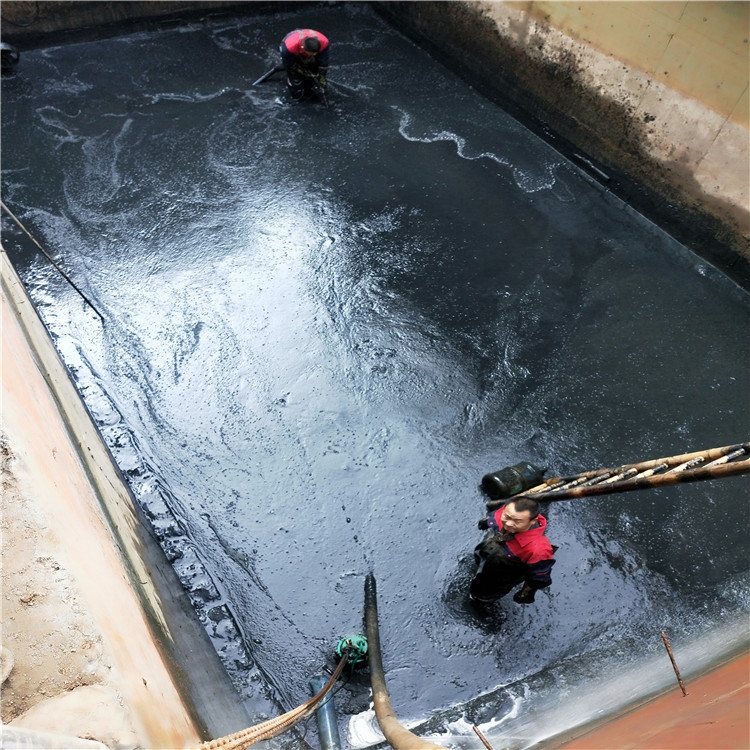余庆废水池清理